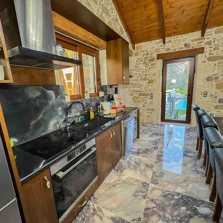Heated Private Ozone Salt Pool, Jacuzzi, Cinema Inside & Outside, Ping Pong, Billiard, Ps5, Playground, Giant Chess, Giant Monopoly, Table Football, 3x Surround Sound - Rokka Luxe Villa